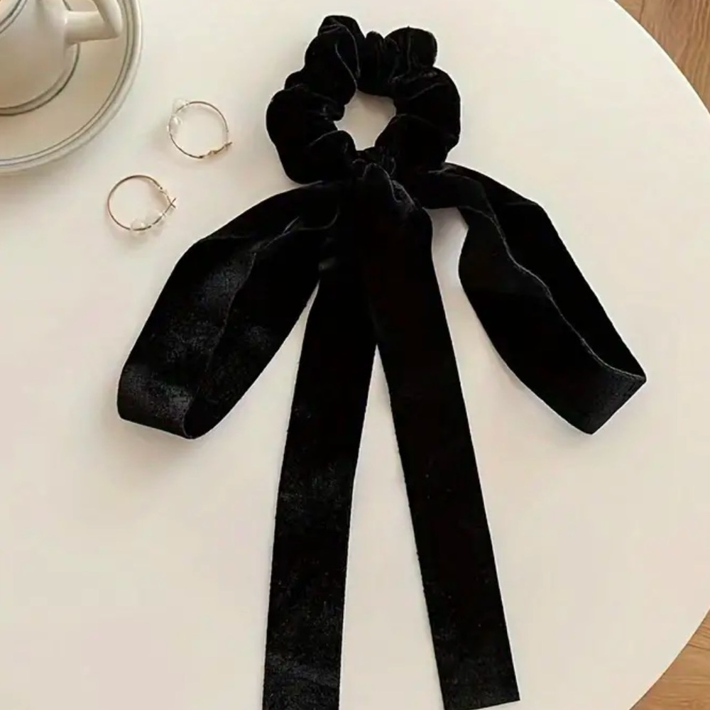 Velvet Bow Hair-tie